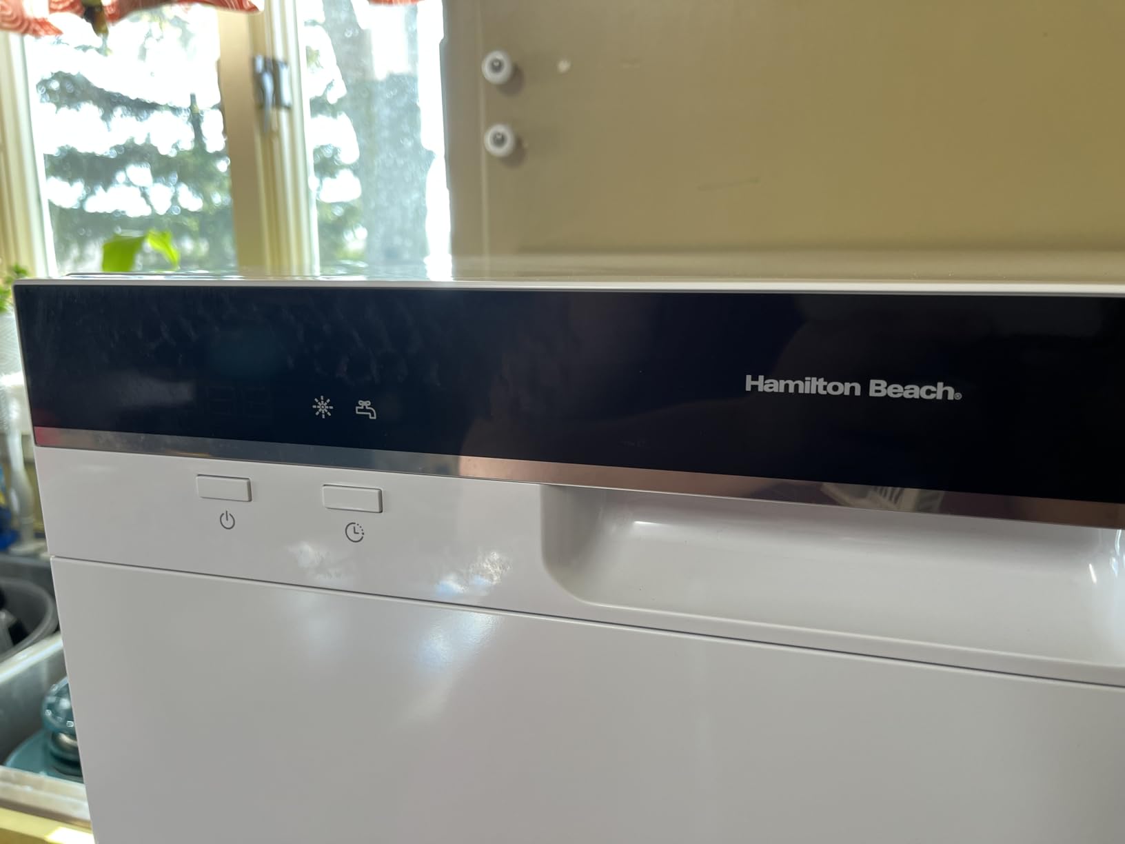 Hamilton Beach HBDW3208 Counter Top Portable Dishwasher, 6 Place Settings, White customer photo 2