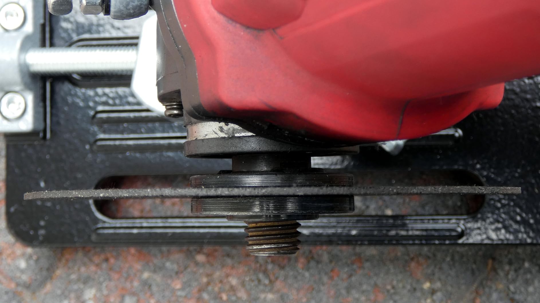 YaeTek Angle Grinder Stand Grinder Holder Cutter Support Cast Iron base 100mm 125mm (4in-5in.) customer photo 1