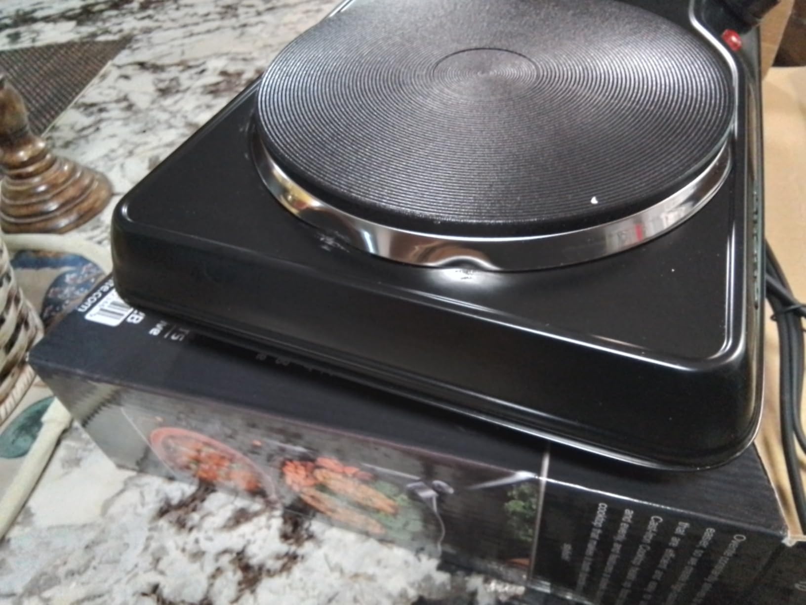 OVENTE Electric Cast Iron Double Burner, 1700W Hot Plate, Black BGS102B customer photo 2