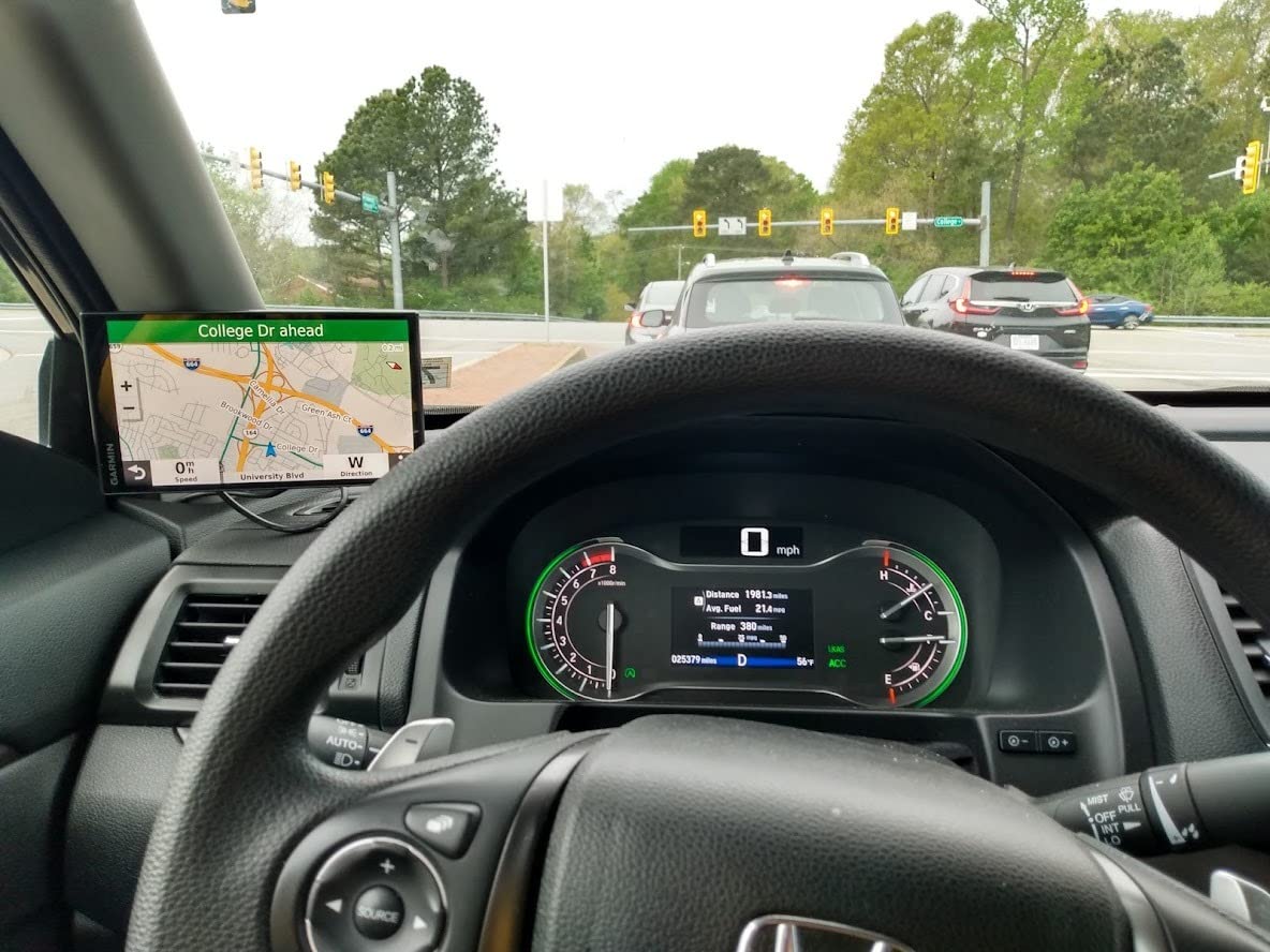 Garmin DriveSmart 55 and Traffic, GPS Navigator, 5.5” Display, Simple On-Screen Menus, Easy-to-See Maps customer photo 2