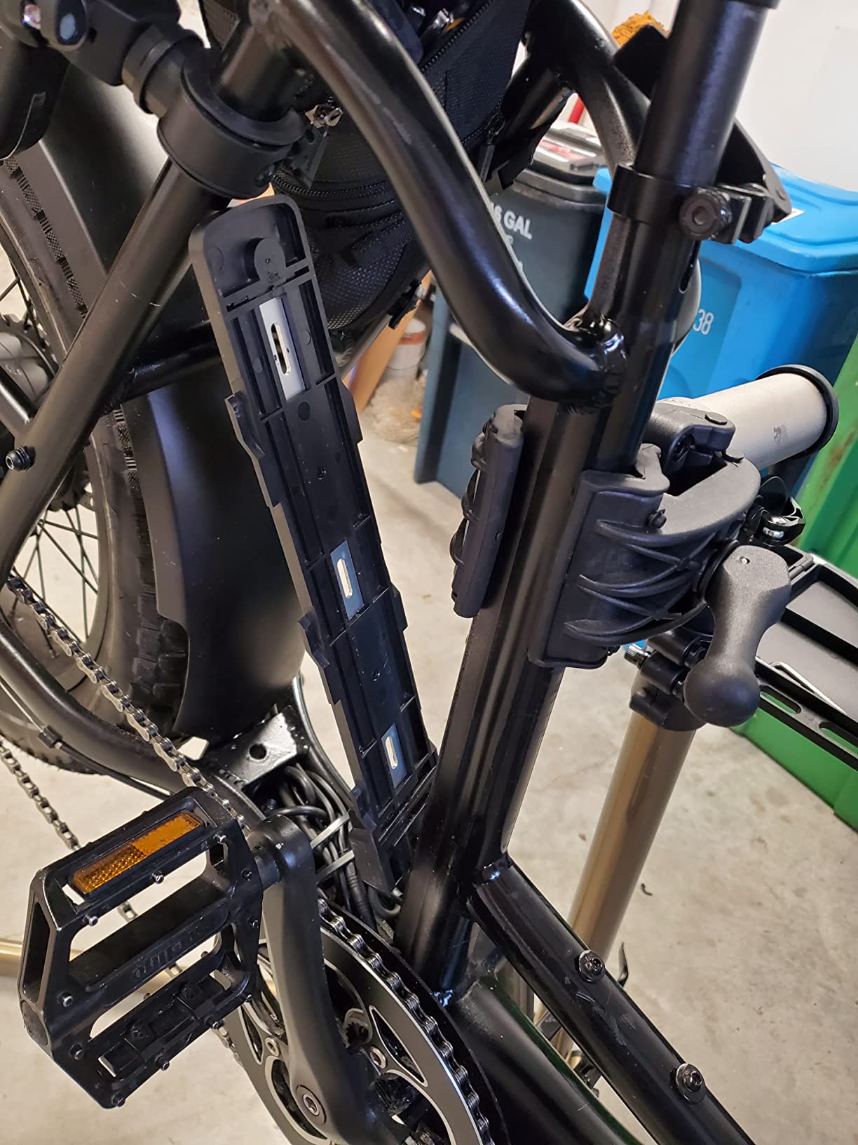 BikeHand Bike Repair Stand - Home Portable Bicycle Mechanics Workstand - for Mountain MTB Road Bikes Maintenance - Max. 110 lbs customer photo 1