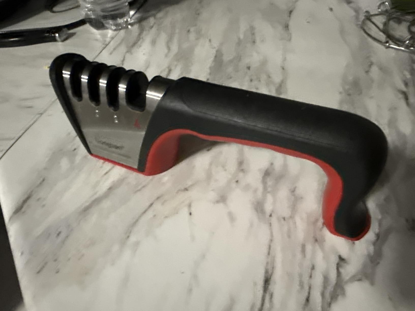 Longzon 5-in-1 Knife Sharpener 4 Stage with Cut-Resistant Glove, Black+Red customer photo 1
