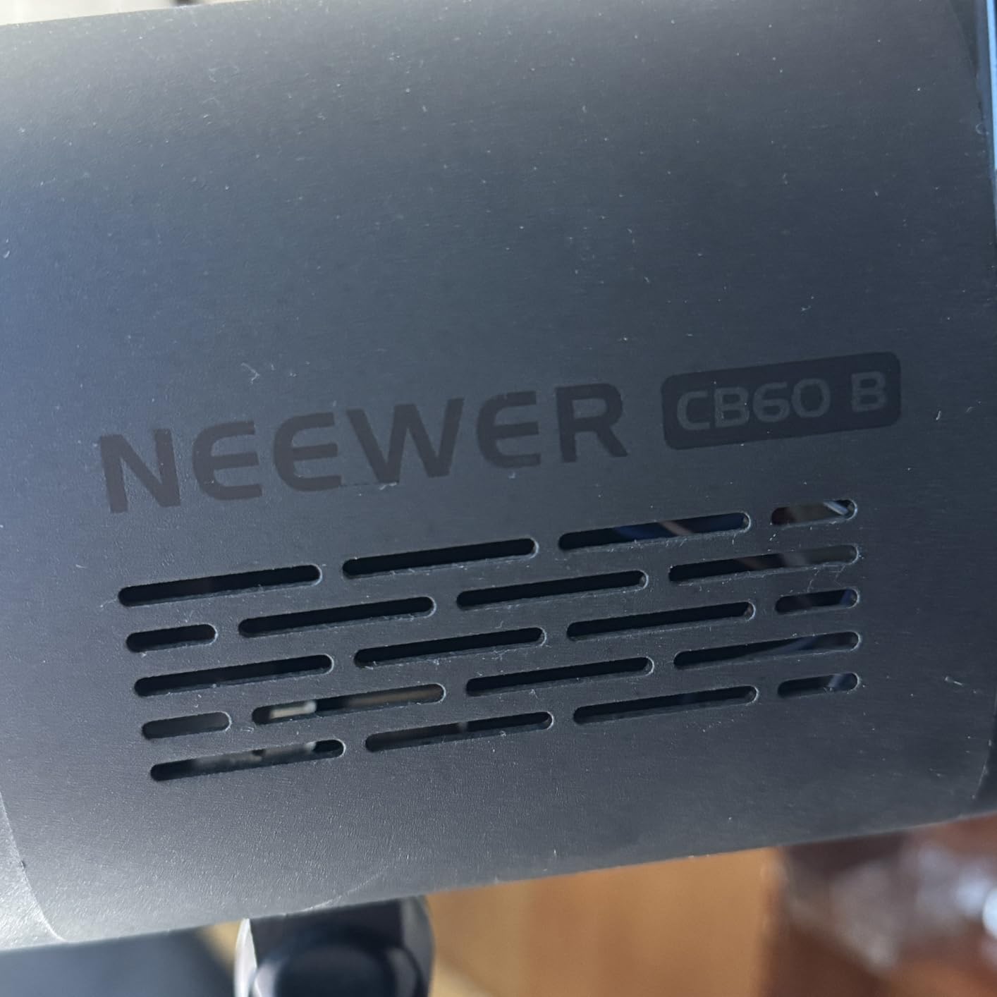 NEEWER CB60B 70W LED Video Light with 2.4G&APP Control, COB Bi Color customer photo 1