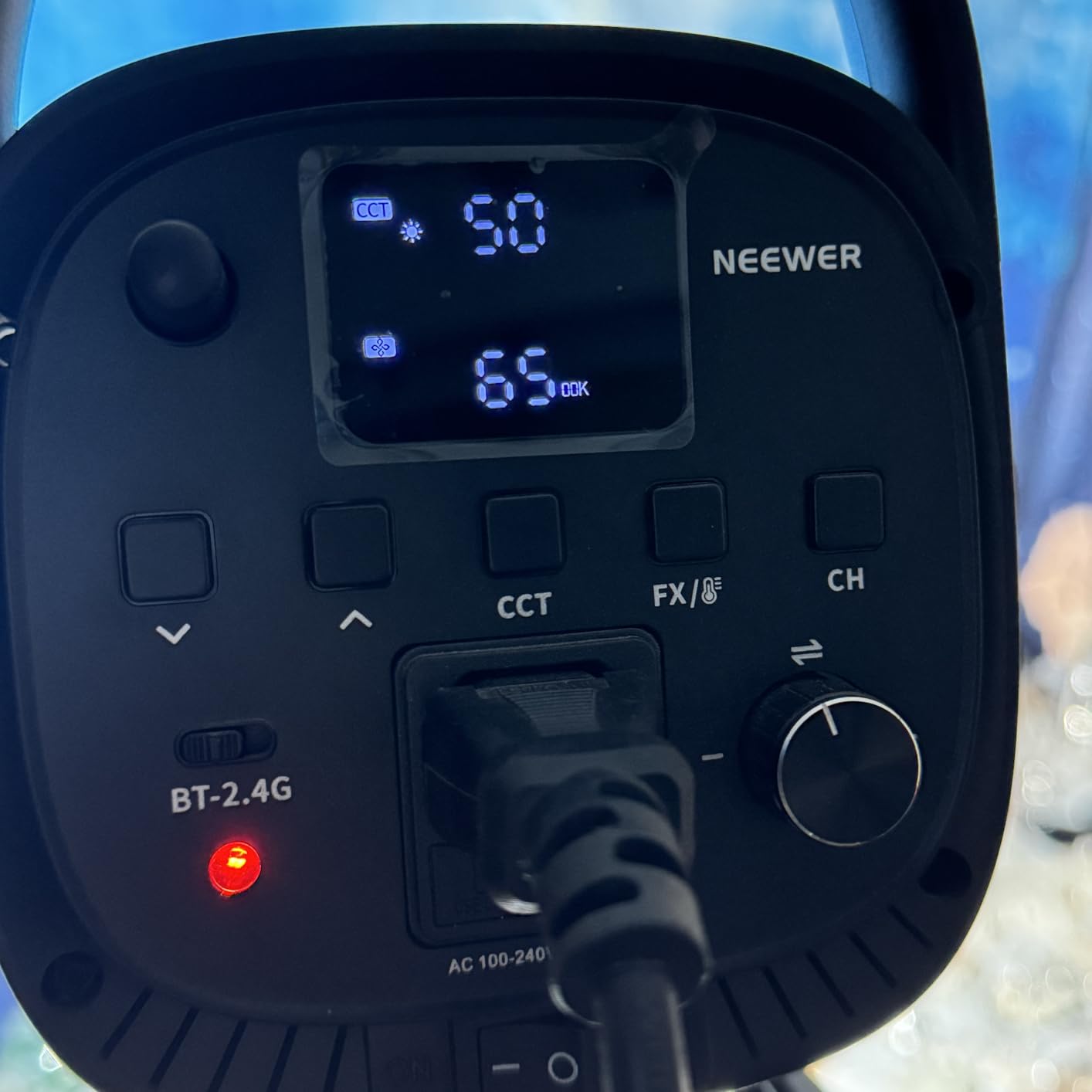 NEEWER CB60B 70W LED Video Light with 2.4G&APP Control, COB Bi Color customer photo 2