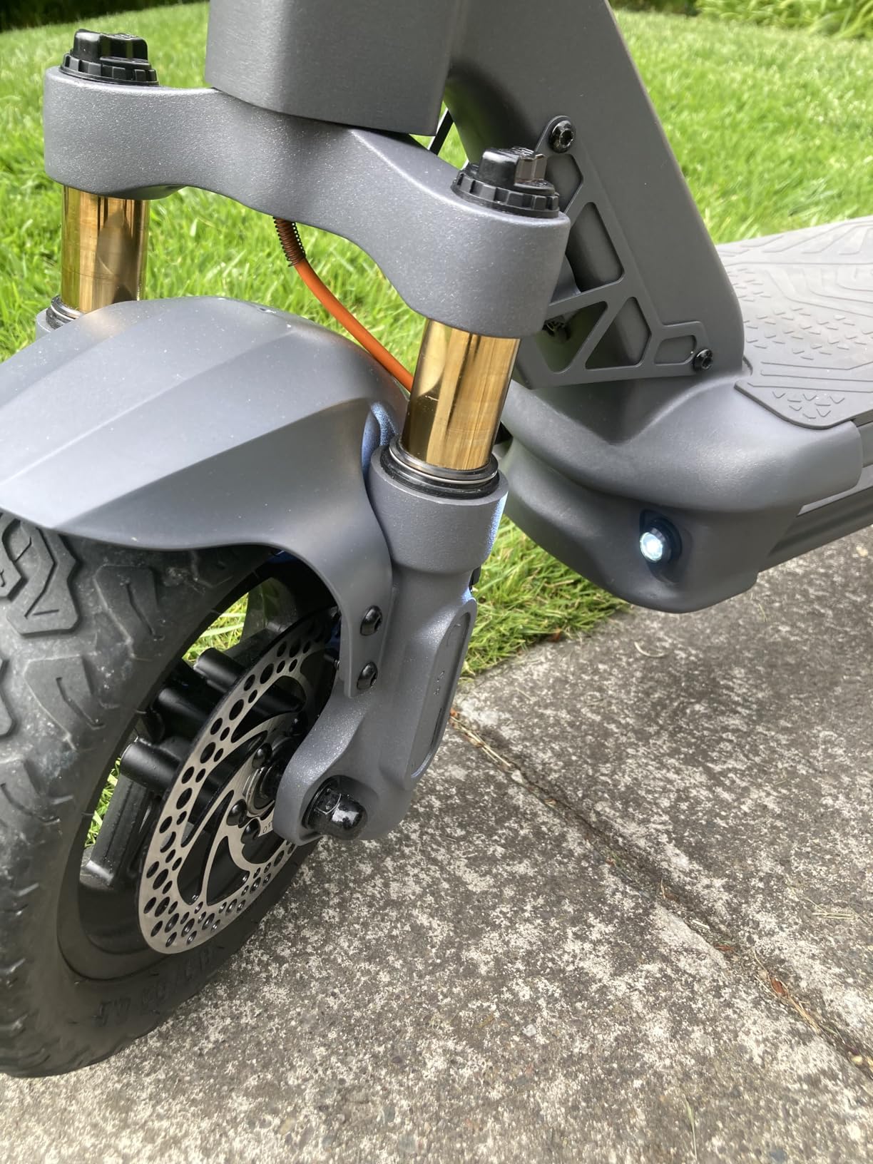 Cunfon Electric Scooter- Electric Scooter for Adults,1000/1600W Peak,up to 25-31MPH,25-50Miles Range,220-330lb Load,Foldable E-Scooter for Adult Teens with Damping Adjustable Suspensions,Turn Signals customer photo 2