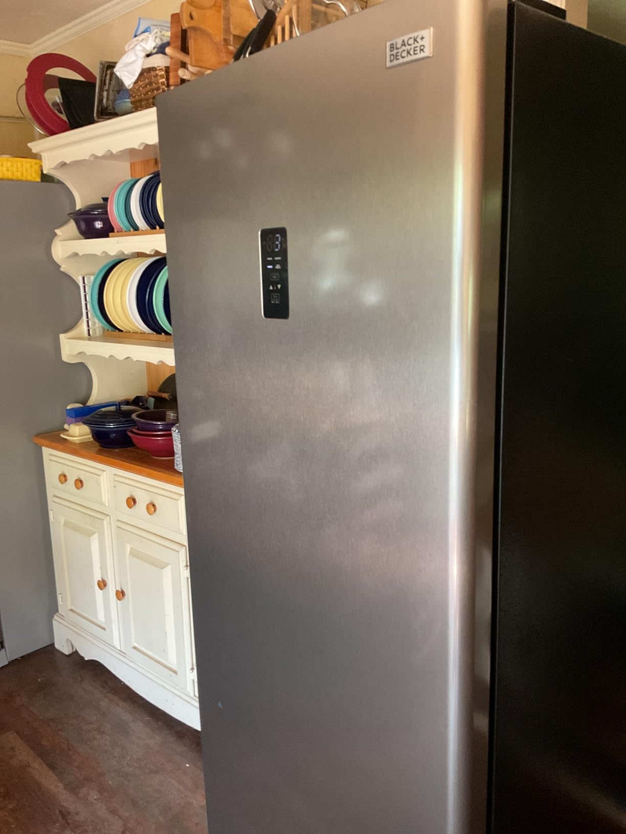BLACK+DECKER 18 Cu. Ft. French Door Refrigerator, Built-in Ice Maker, Black customer photo 2