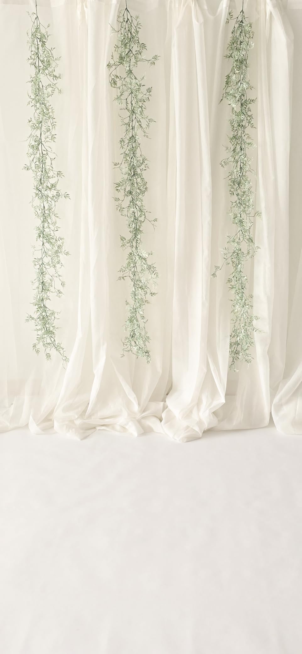 Denny Mfg Seamless Paper Backdrop for Photoshoot, True White, 86 in x 36 ft customer photo 1