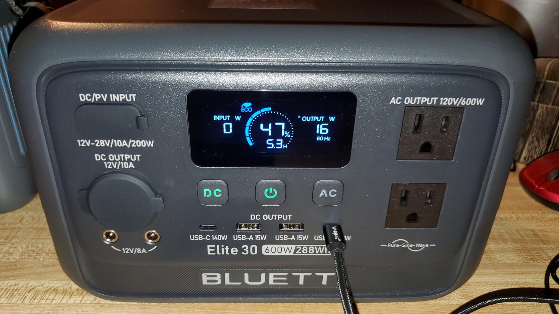 BLUETTI Elite 30 V2 Portable Power Station 288Wh 600W LFP Solar Generator customer photo 1