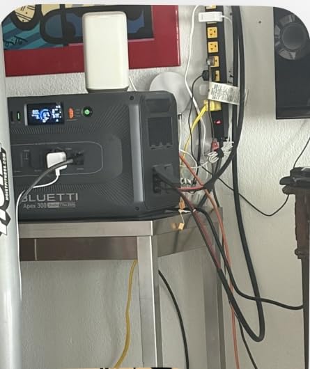 BLUETTI Apex 300 Solar Generator & B300K with TT-30 30A Cable Power Station customer photo 1