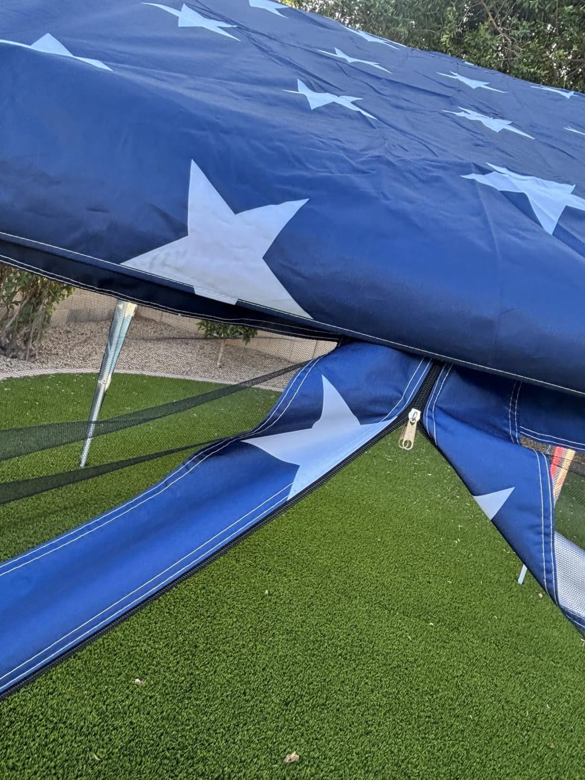 Tangkula 10x30 FT Pop Up Canopy with Center Lock customer photo 1